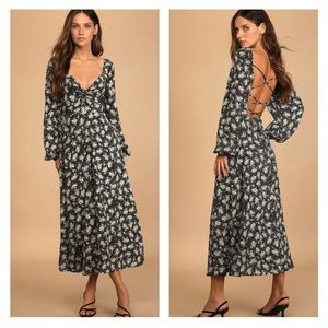Lulu's Black and White Floral Midi Dress
